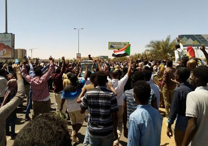 السعودية والإمارات تقدمان دعما للسودان بمبلغ 3 مليارات دولار