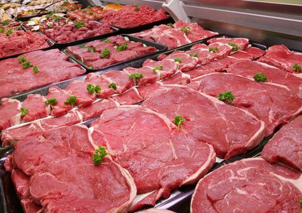 اللحوم الحمراء آمنة لاستخدامها بعد 50 يوم من تبريديها