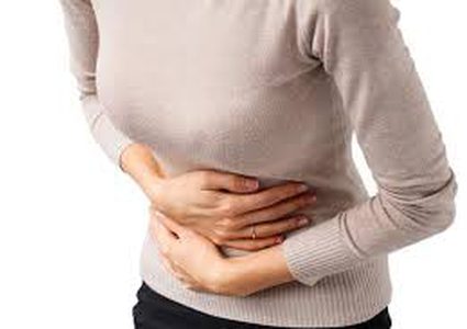 علاج عسر الهضم بمضادات الحموضة والأغذية