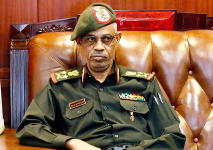 رئيس المجلس العسكري الانتقالي: وفد سوداني سيزور الولايات المتحدة