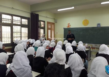 الشرطة تنظم محاضرة حول المصائد الالكترونية