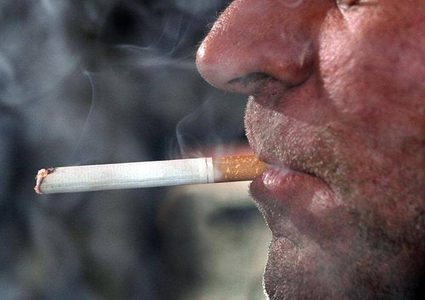 دراسة تتوصل لـ"حل غريب" قد يساعد على الإقلاع عن التدخين