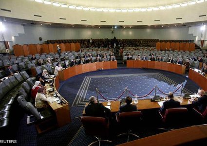 غياب معظم الأحزاب الجزائرية عن مشاورات الانتخابات