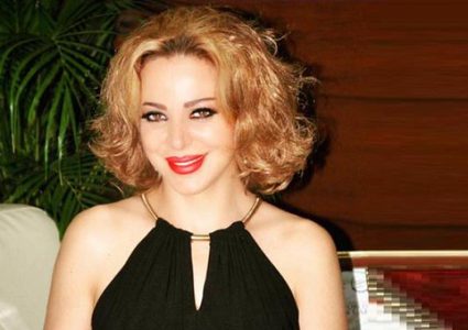 "صورة" سوزان نجم الدين تتعرض لهبوط حاد فى الدورة الدموية