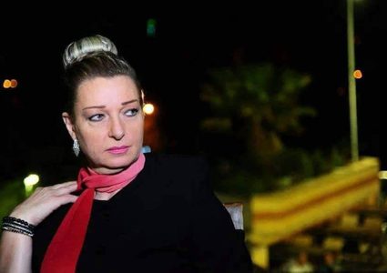 الموت يفجع نادين خوري وتخسر جميع أفراد عائلتها