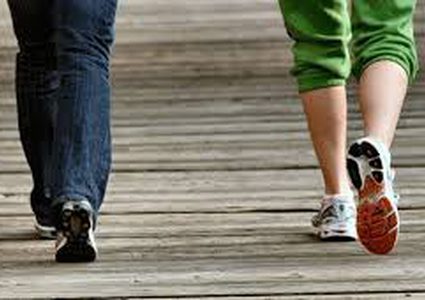 10 أمراض قد تتسبب في تغيير طريقة مشيتك