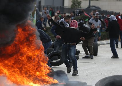 عشرات حالات الاختناق خلال مواجهات مع الاحتلال في قباطية