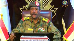 السودان: البرهان يبدي استعداده لتسليم السلطة بأسرع وقت