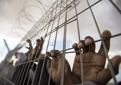 إدارة "مجدو" تواصل عزل الأسير الشناوي منذ عامين بظروف صعبة