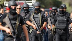 السلطات التونسية توقف "عملاء فرنسيين" قادمين بأسلحة من ليبيا