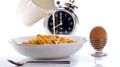 هل يساهم تحديد ساعات تناول الطعام في الوقاية من السكري؟