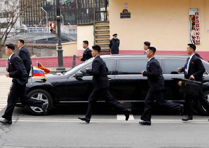 المواصفات "الخاصة" في سيارة زعيم كيم كوريا الشمالية