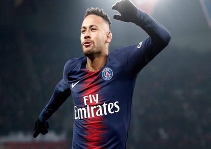 قلب نيمار يوجهه صوب عملاق إنجليزي