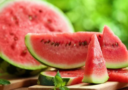 البطيخ الأحمر