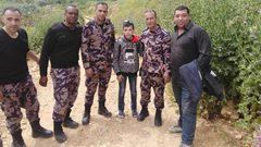 الدفاع المدني ينقذ طفلا تاه في برية عين قينيا