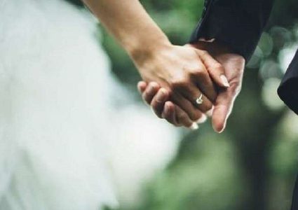 دراسة تكشف الزوجة التي تقصر العمر