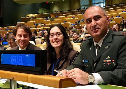 ضابط إسرائيلي يتحدّث على منصة الأمم المتحدة بزيّه العسكري