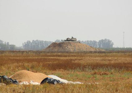 الاحتلال يطلق النار تجاه شبان شرق خانيونس