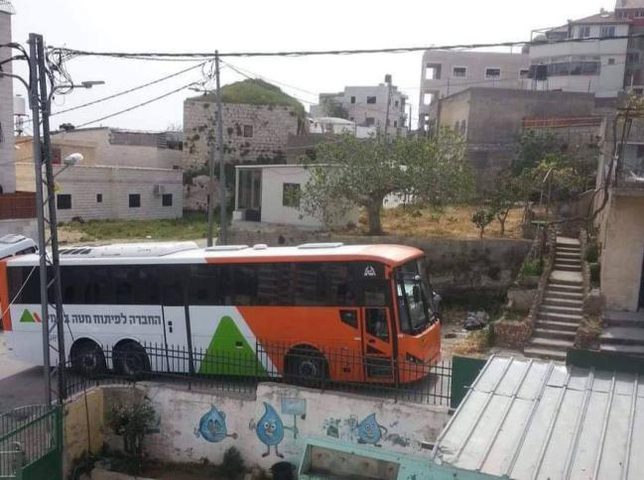 مستوطنون يقتحمون موقعًا أثريًا في قرية الجيب