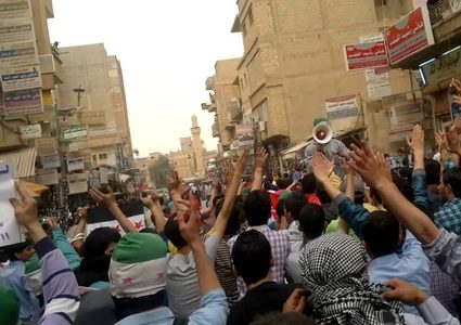 مقتل 3 سوريين في قمع مظاهرات بدير الزور