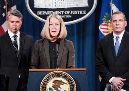 موظفة سابقة في الخارجية الأميركية تعترف بالتآمر!