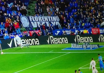 جماهير ريال مدريد تهاجم بيريز للمرة الثانية