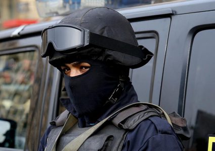 انتحار جماعي لأسرة مصرية.. والسبب "غريب"