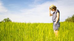 تعرف على أسباب اكتئاب فصل الربيع