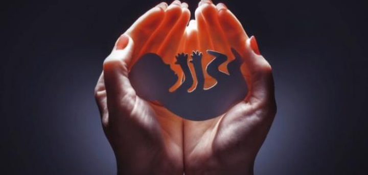 ما هي أعراض الإجهاض المبكر ؟