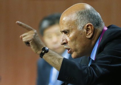 الرجوب يطالب الدول العربية بوقف كافة أشكال التطبيع الرياضي