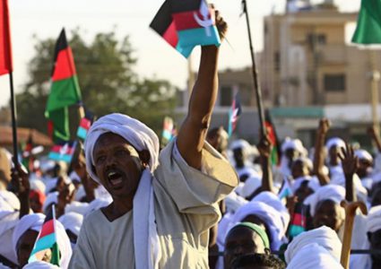 "الحرية والتغيير" تتمسك بتسليم الحكم لسلطة مدنية