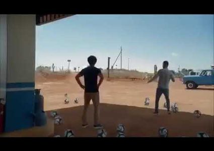 "التشامبيونزليغ" ينشر لقطة جديدة.. "صلاح بضربة واحدة"