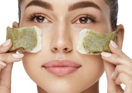 استخدامات مختلفة لأكياس الشاي لجمال بشرتك وشعرك