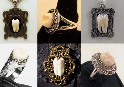 استخدموا الضروس والأسنان المخلوعة بعمل الإكسسوارات