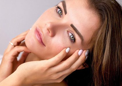 المحظورات التسع... تجنبها لتتمتع بمظهر أصغر بـ10 سنوات