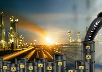 النفط ينزل بعد ضغط ترامب على أوبك لزيادة الإنتاج