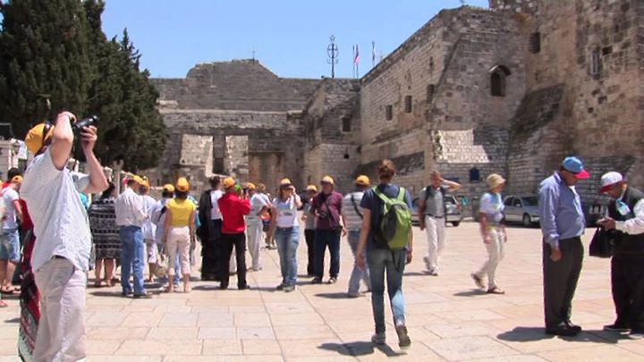 معايعة: ارتفاع اعداد السياح الوافدين إلى فلسطين