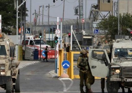 الاحتلال يحدد وقت دخول وخروج اهالي شمال رام الله