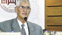 رجب: الأزمة المالية قائمة منذ زمن والمهم كيفية إدارتها