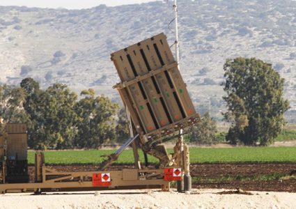 قوات الاحتلال تفعل بطاريات القبة الحديدية خشية التصعيد في الجنوب