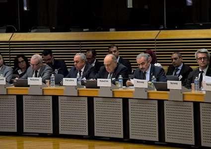 اشتية للمانحين: نريد موقفا دوليا يدين انتهاكات اسرائيل للاتفاقيات