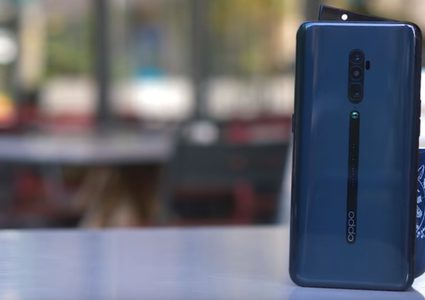 "OPPO" تتحدى "سامسونغ" بهاتف لا مثيل له!