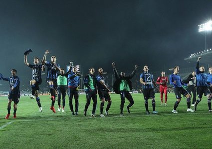 أتالانتا يواصل زحفه نحو دوري الأبطال