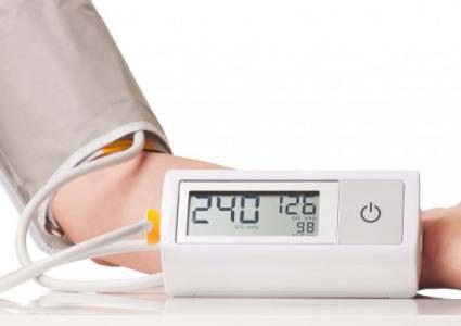 10 أطعمة "يجب نسيانها" إن كنت تعاني ارتفاع ضغط الدم