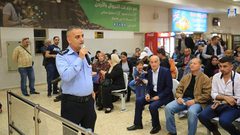 الاحتلال يمنع 13 مواطنا من السفر