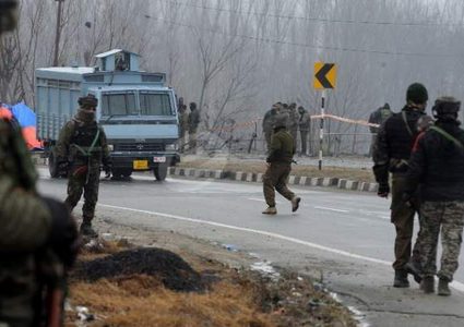 مقتل 16 من أفراد القوات الخاصة الهندية في تفجير في غرب البلاد