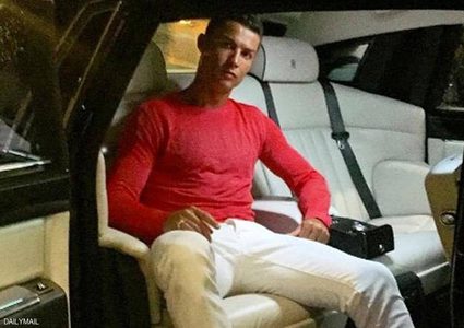 صحيفة: رونالدو يفعلها ويشتري أغلى سيارة في التاريخ