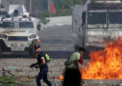 تحرك جديد من المعارضة لإسقاط مادورو