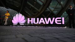 "هواوي" تنفي مزاعم "بلومبرغ" بشأن "الأبواب الخلفية"