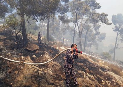 "إيد بإيد نحميها "حملة للحد من الحرائق في محمية واد القف